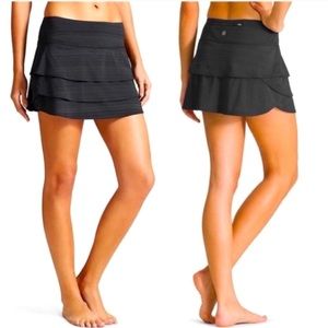 Athleta Woman Swing Black Skirt/Skort - Size XS (extra-small)